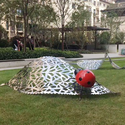 不锈钢动物植物雕塑树叶瓢虫造型广场摆件