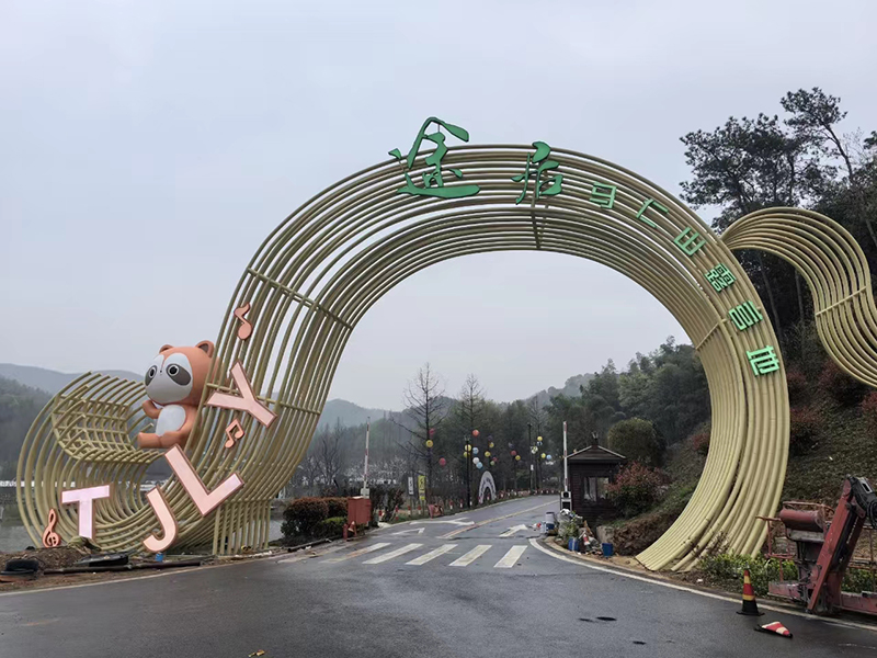 不锈钢镂空门头雕塑造型景区公园金属艺术摆件 不锈钢镂空门头雕塑造型景区公园金属艺术摆件