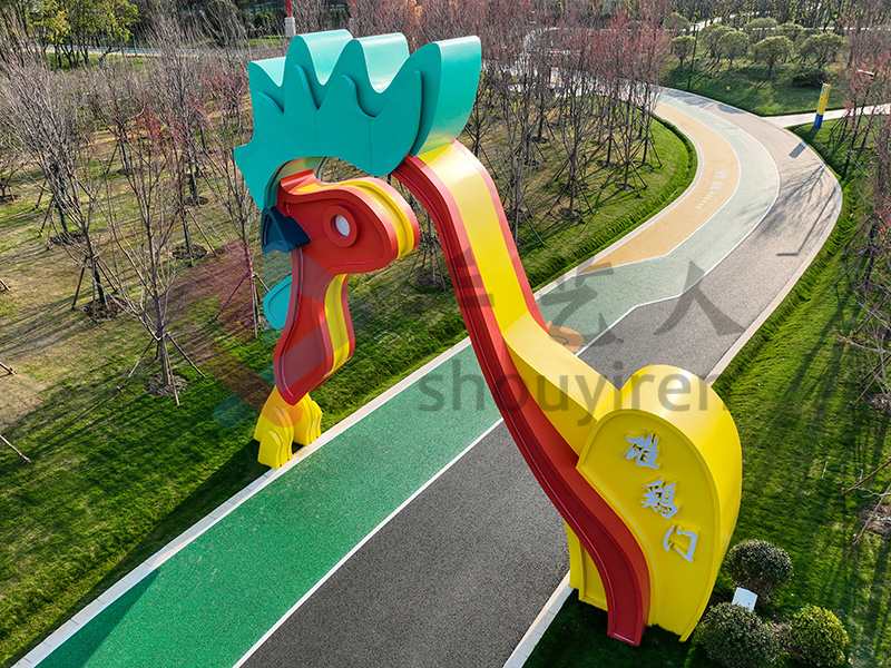 不锈钢雄鸡造型门头镀锌板景观金属大门造型 不锈钢雄鸡造型门头镀锌板景观金属大门造型